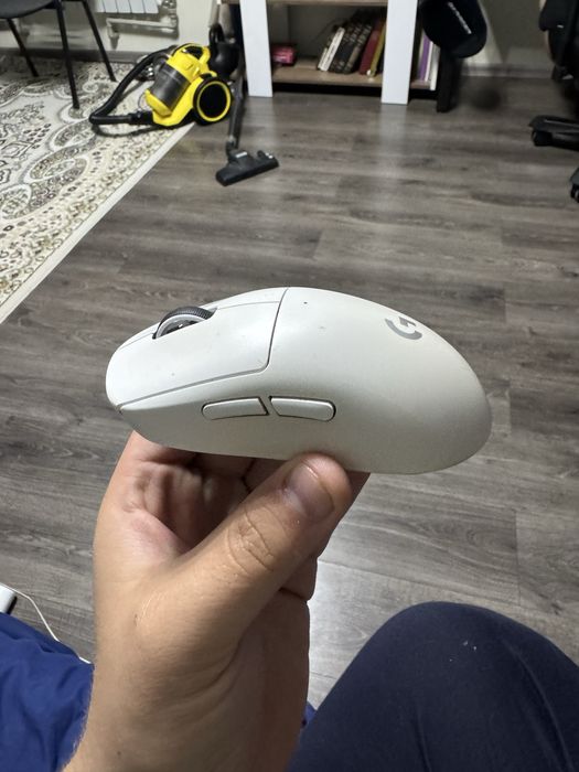 Игровая мышка superlight