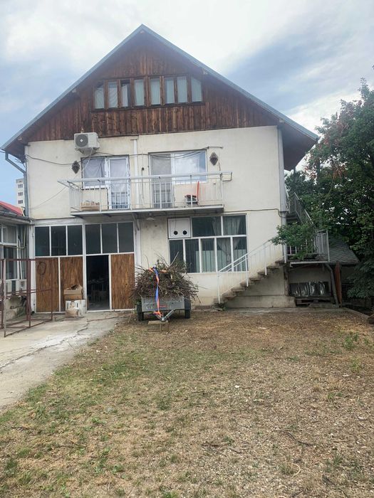 Vand teren 588mp , cladire P+1+M