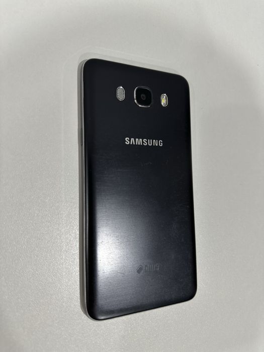 Продам Samsung Galaxy J7 2016