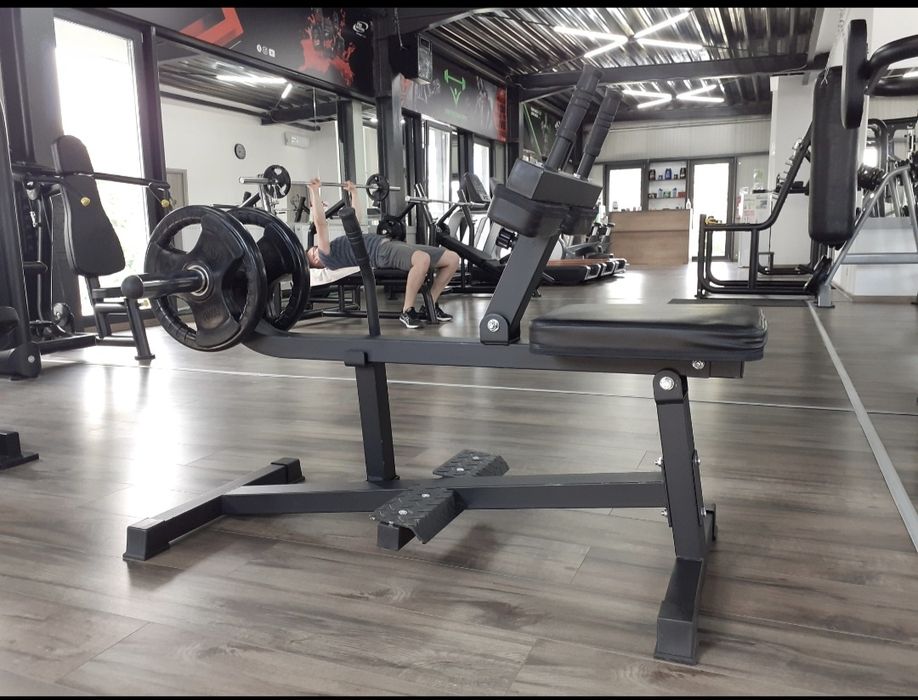 Bancă pentru gambe din șezut