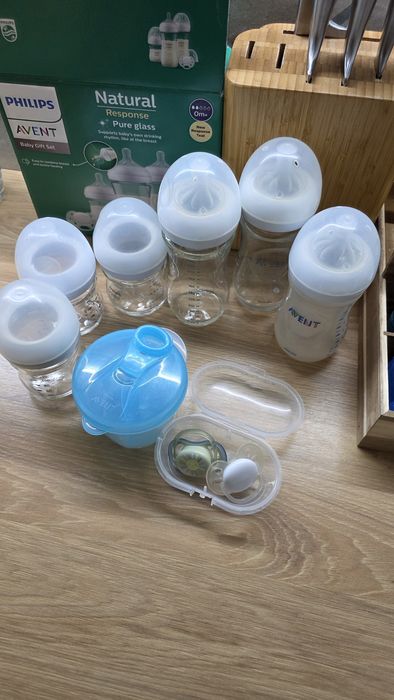 Biberoane de sticla Philips Avent Natural