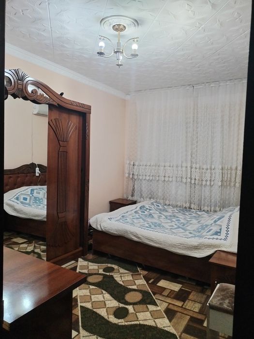 Продаётся 3комнатная квартира , 4этаж,9микрорайон по середине,не торце