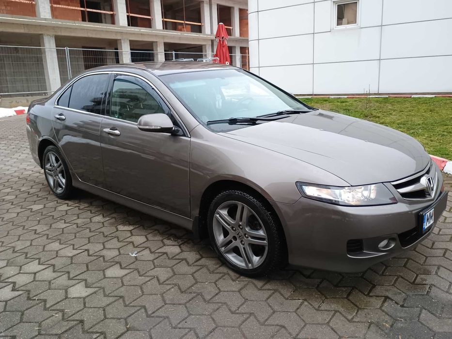 Honda Accord CL7 2.0 i-VTEC 16V (155 CP)