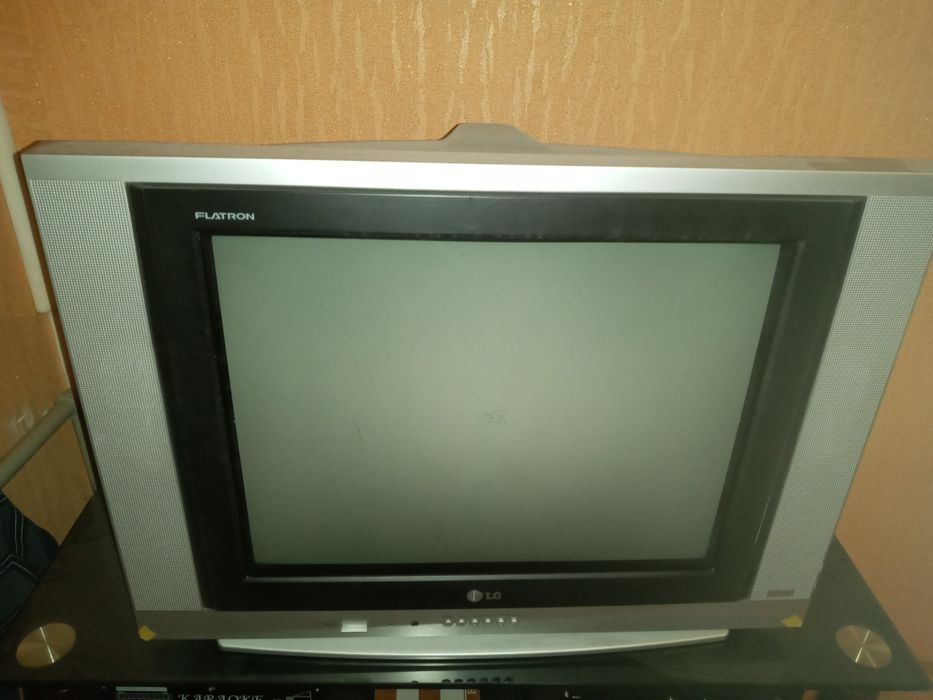 Продам телевизор LG.Хорошем состояние