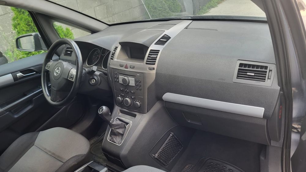 Opel Zafira din 2006 1.9cdti euro 4 cu clima