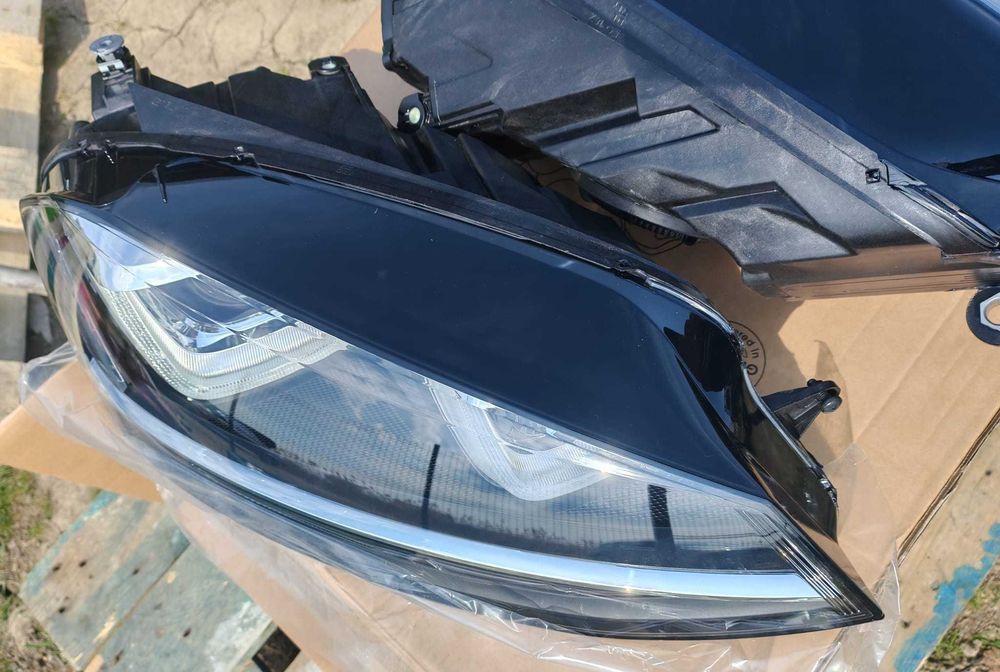 Faruri VALEO NOI ( EUROPA) FULL echipate 044930,D3S, H7, Bi-Xenon, LED