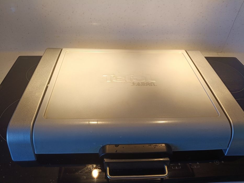 Продам гриль в идеальном состоянии