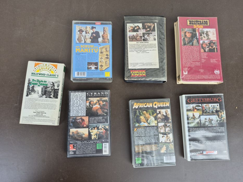 Vând 7casete video VHS originale dragoste( Pe Aripile Vantului )