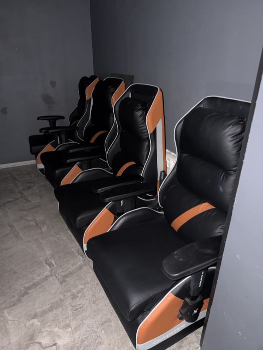 Игравые кресла, в новом состяний