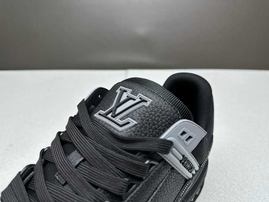 Adidasi Louis Vuitton Trainer premium