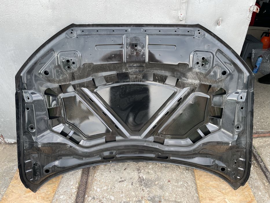 Преден капак за Audi Q3 8U Ауди Кю3  2012-2018г