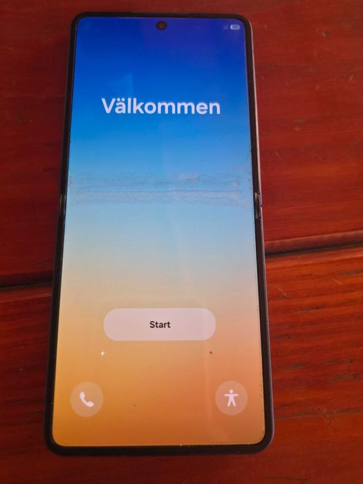 Телефон Samsung z flip 7