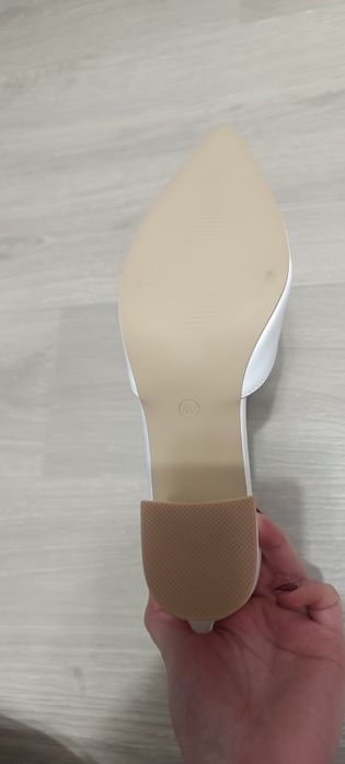 Продам туфли лодочки