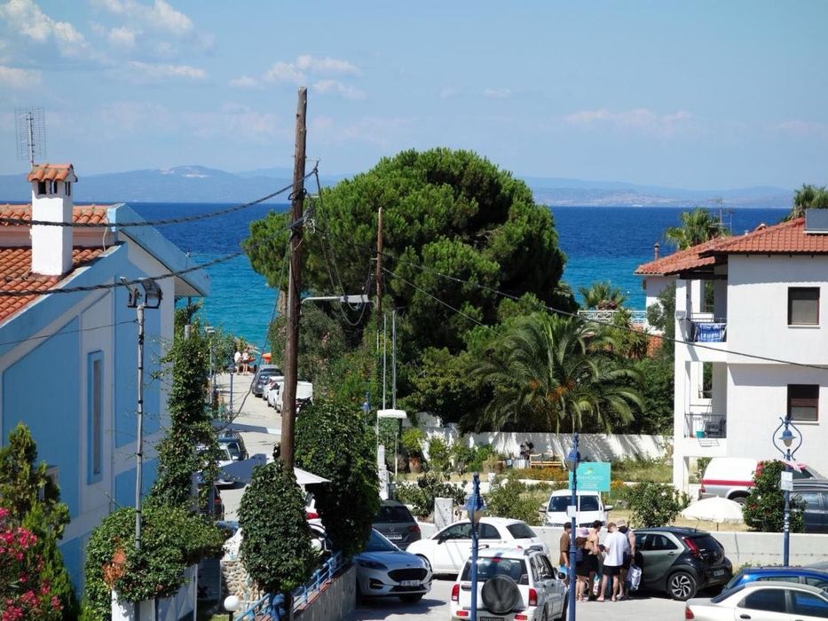 Къща с три спални за продажба в Пефкохори, Касандра, Халкидики