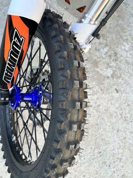 Мотоцикл Zuumav K8 NB300