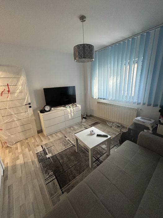 Vand apartament 3 camere