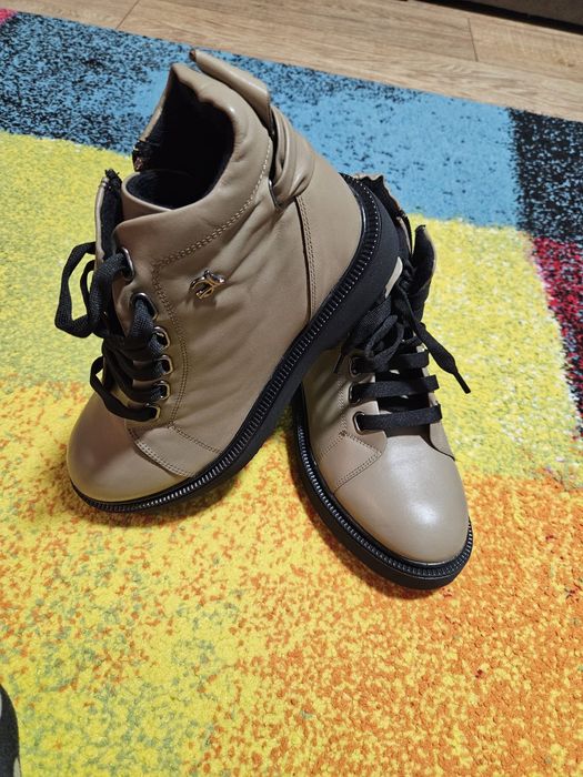 Ghete piele Luca di Gioia