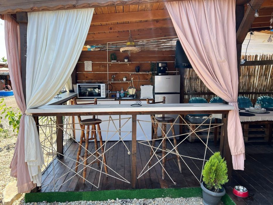 Каравани “Пу за мен” на Къмпинг Градина “Созопол Еко”