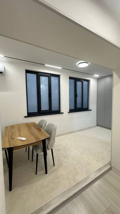 2ком. Квартира 52 м2. Ор-р: метро Буюк Ипак Йули, Буз базар
