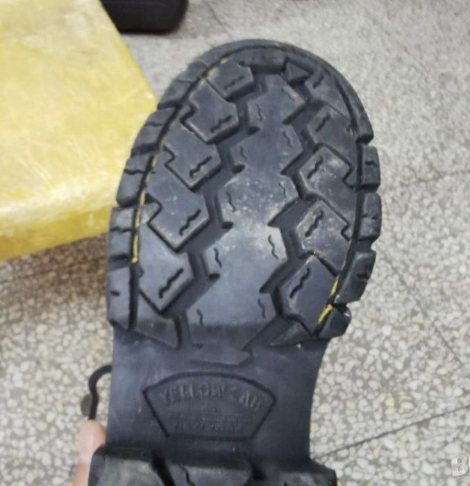 Туристически обувки дамски