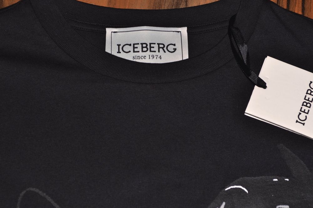 Iceberg - мъжка тениска, размер М , ( Oversized )