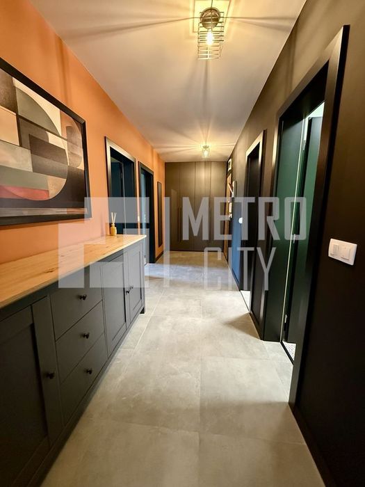 Продава се Тристаен апартамент в София, Малинова долина - 97 кв.м за 3299 €/кв.м - Снимка #10