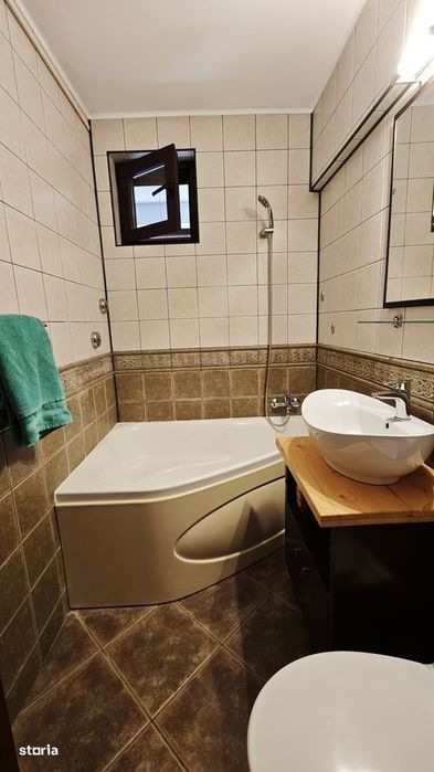 TITAN. Apartament 3 camere de inchiriat