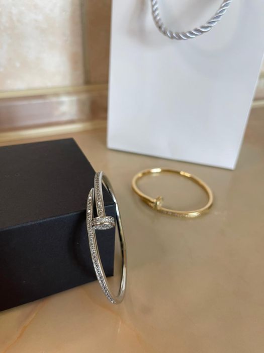 Женские часы ,браслеты