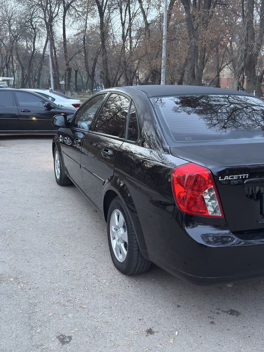 Gentra , 2023 yil, 3 pozitsiya. Avtomat. Metan. Toza.