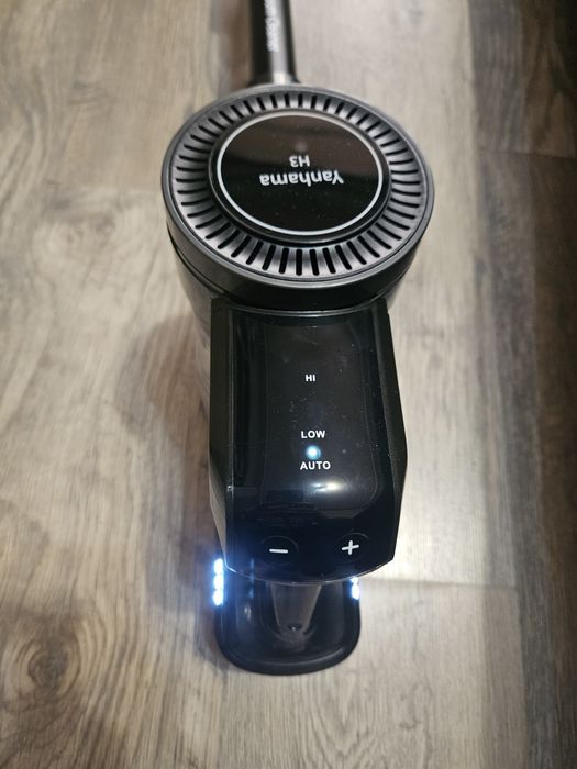 Вертикална прахосмукачка