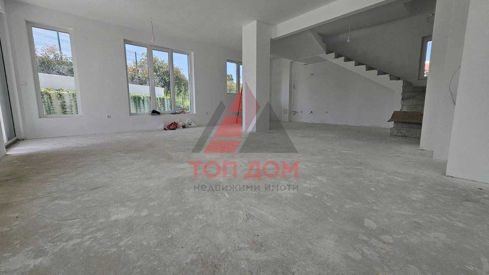 Продава се Къща в Варна, Виница - 278 кв.м за 1655 €/кв.м - Снимка #3