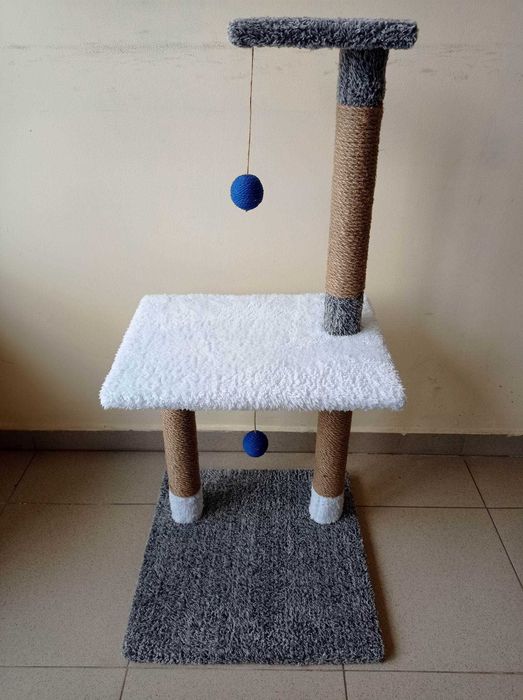 Драскалка за вашето коте.Височина 85см