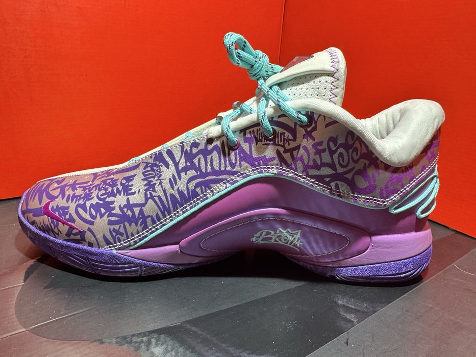 Оригинални! Nike LeBron 22 - 45.5 ShoeMag