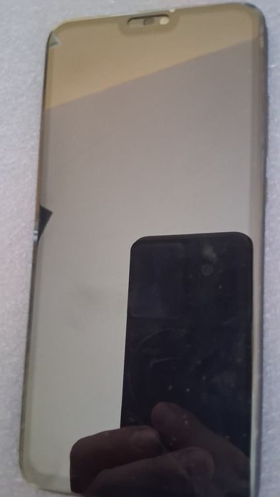 Honor 8X с много аксесоари  4GB Ram + 64 GB