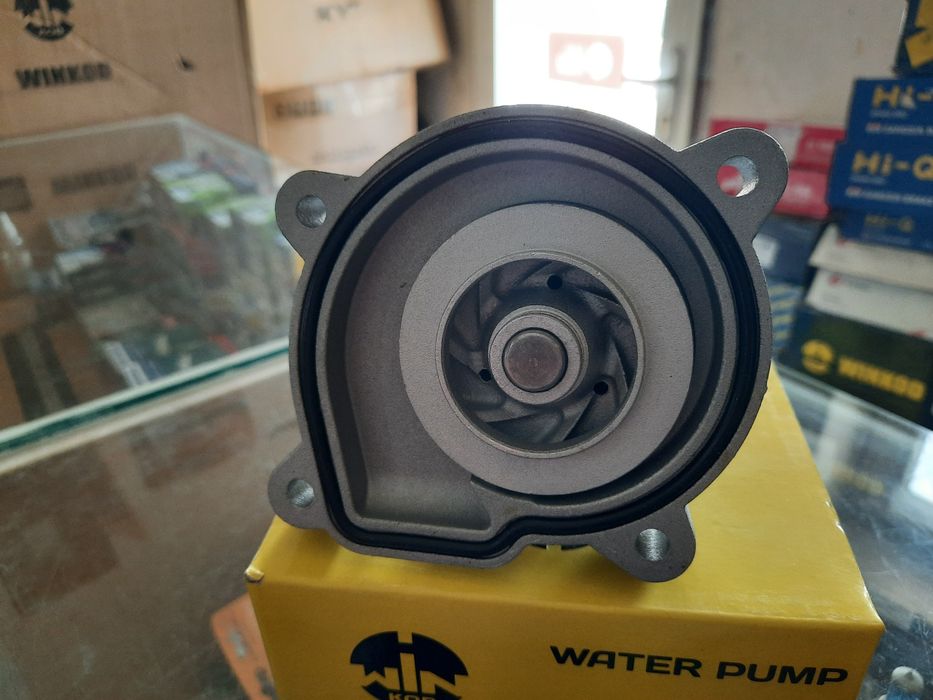 Помпа на VW Polo