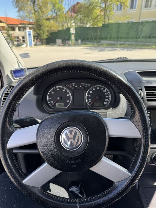 Volkswagen Polo Fun 1.4 | 2004 г. | Отлично състояние | Напълно обслужен