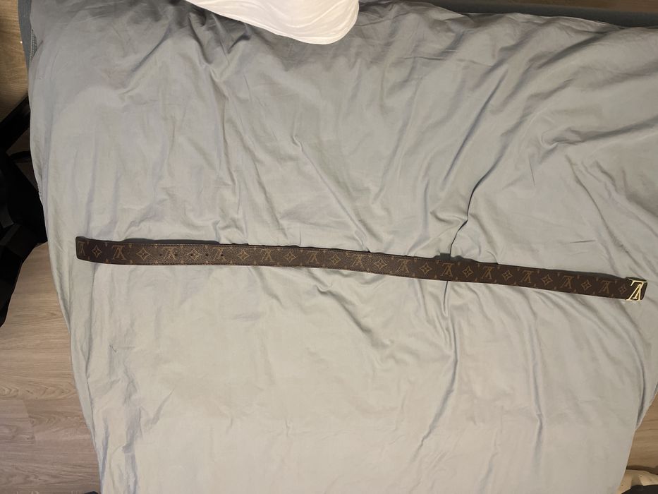 Колан чисто нов с такова за добавяне на дупки