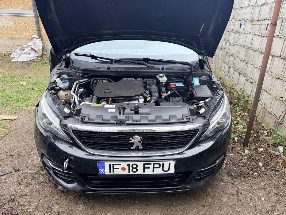 Peugeot 308 2019 avariat Porneste