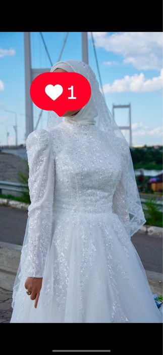 Свадебное платье
