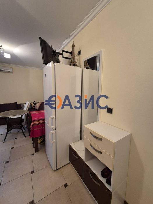 Продава се Двустаен апартамент в Свети Влас - 50 кв.м за 765 €/кв.м - Снимка #1