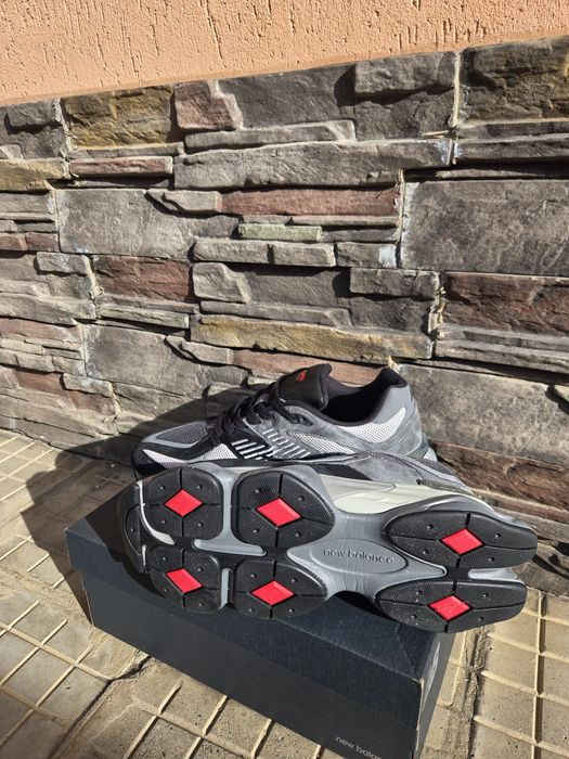 Мъжки маратонки NEW BALANCE 9060