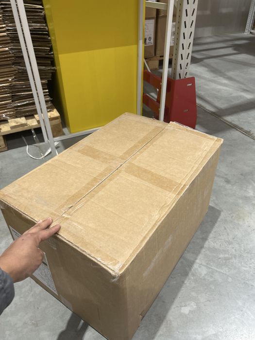 Каробки прочные почти новые