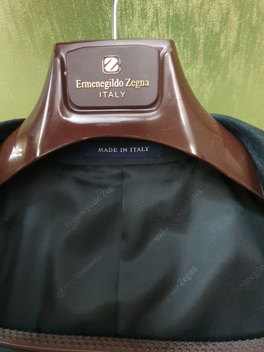 Costum Ermenegildo Zegna barbat