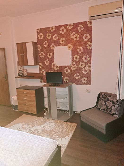 Дава се под наем Едностаен апартамент в Варна, Център - 40 кв.м за 306 € - Снимка #11