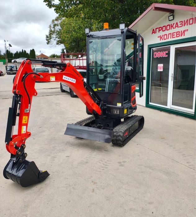 Багер Kubota SW18
