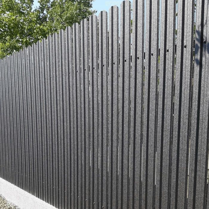 Vindem garduri din fier forjat și porți