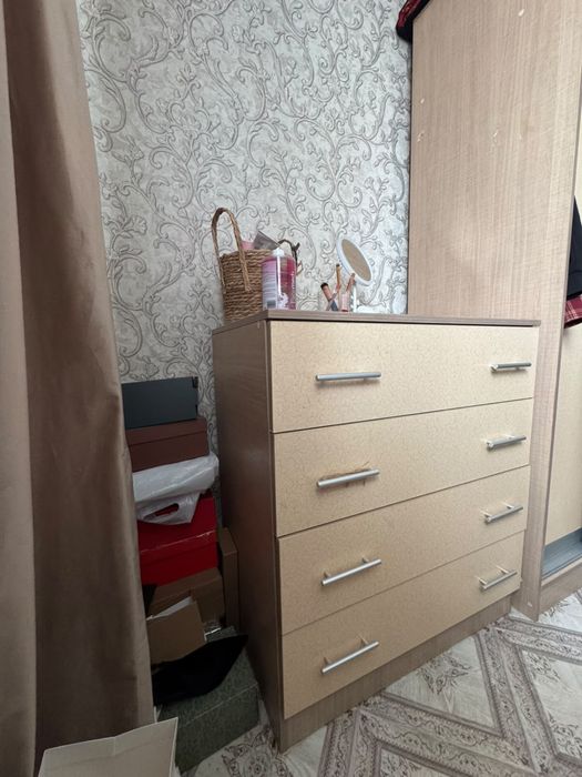 ПРОДАМ ШКАФ с комодом б/у