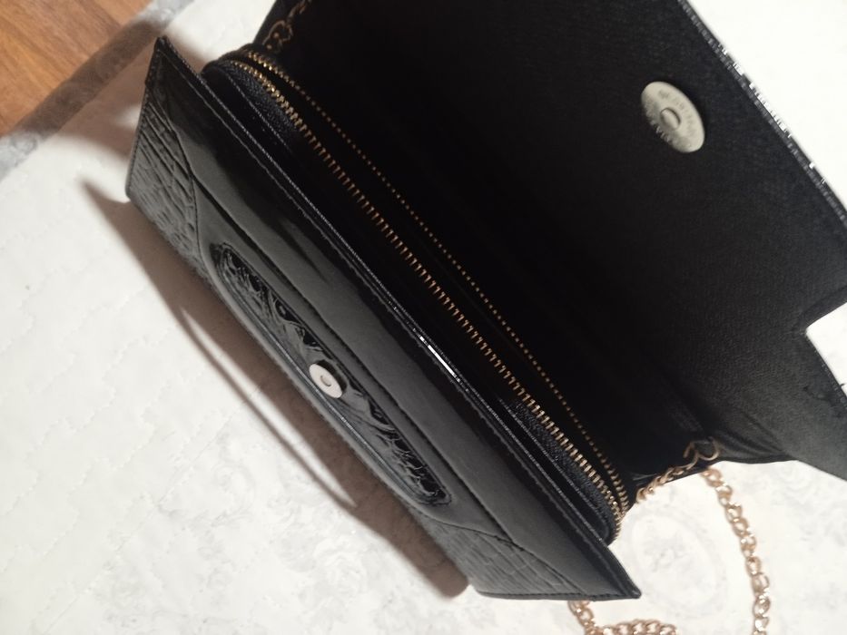 Елегантна дамска чанта