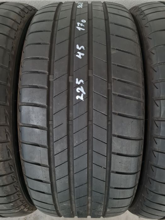 Летни гуми 4 броя BRIDGESTONE Turanza T005 225 45 R17 дот 5023