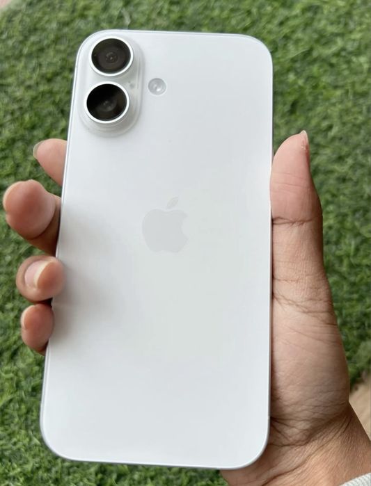 iphone 16 97% белый